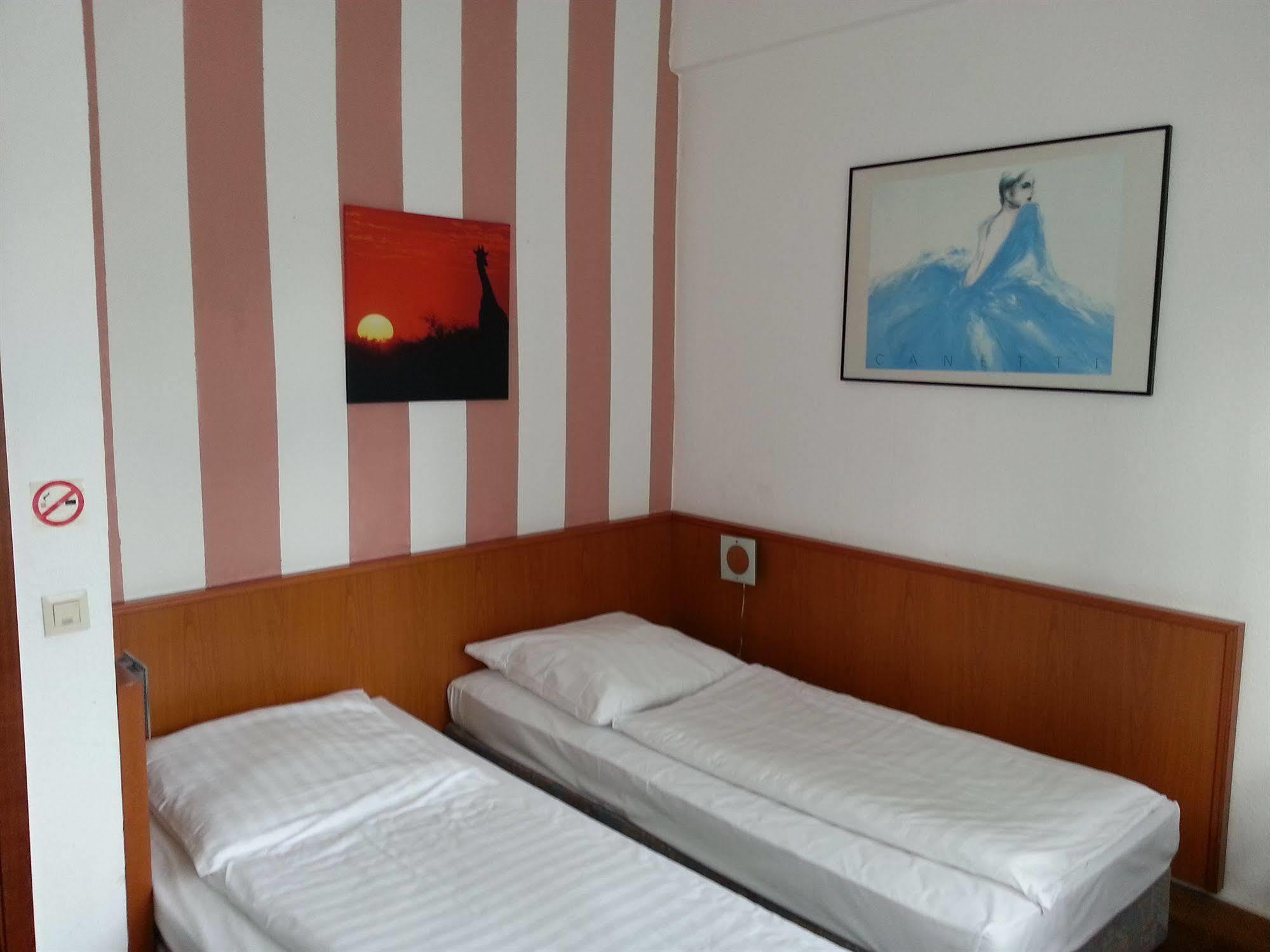 Itm Hotel Oase המבורג מראה חיצוני תמונה
